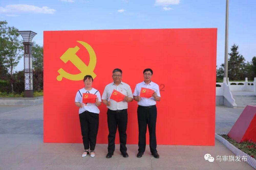 潮评丨从“特大”到“超大”,看一座城市的民生温度
